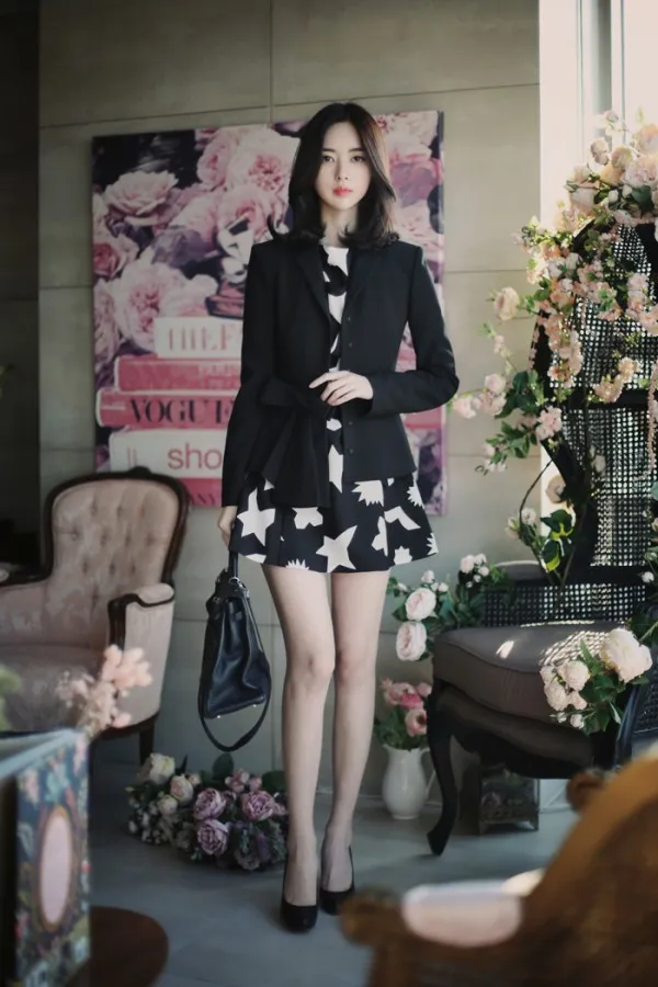 이런 각선미 어떤가요?