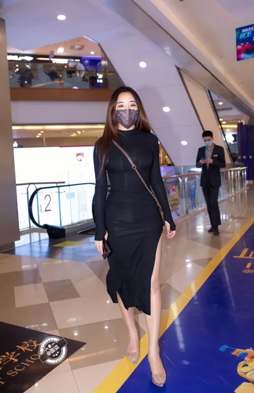 몸매 정말 이쁜 마스크녀